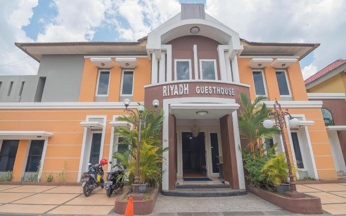 RedDoorz Plus Syariah @ Banjarbaru 2