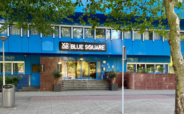 XO Hotels Blue Square