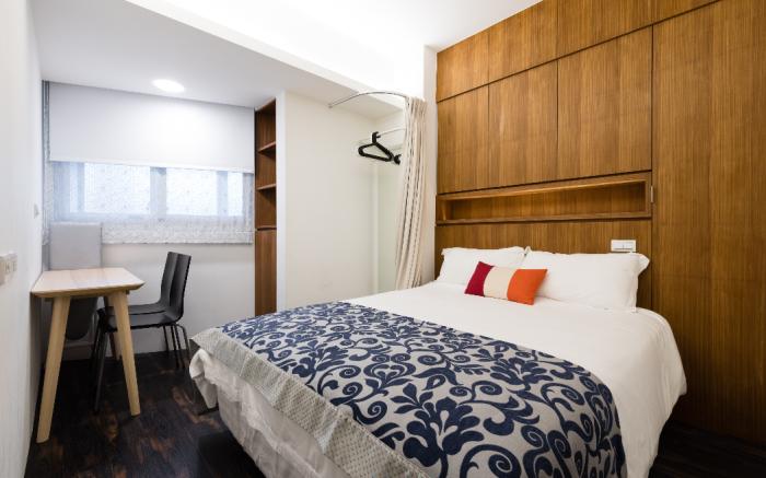 MRT Metro Downtown AB Apt 4-9P