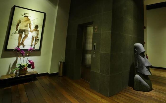 1825 Gallery Hotel