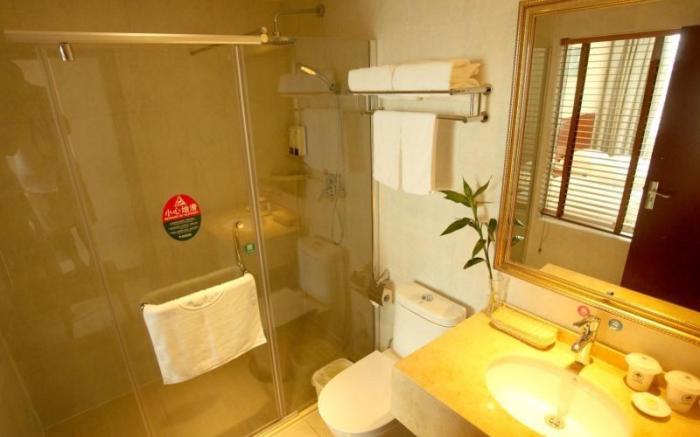 GreenTree Inn Shanghai Songjiang WanDa Plaza RonGMEi Road Express Hotel