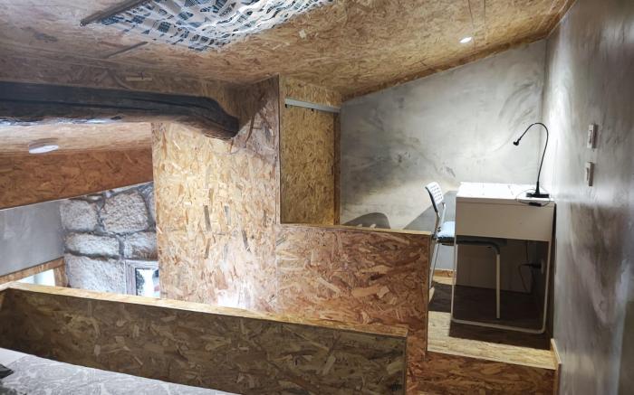 Ruby Charm Houses 7 64706/AL