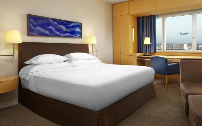 Sheraton Paris Charles de Gaulle Airport Hotel