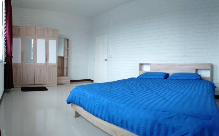 Quiet accommodation near natural attraction