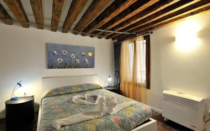 Red Rose - Grande apt in un palazzo storico