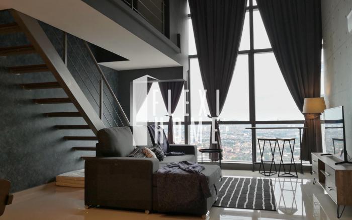 NETFLIX Pinnacle PJ Industrial Duplex - Flexihome 