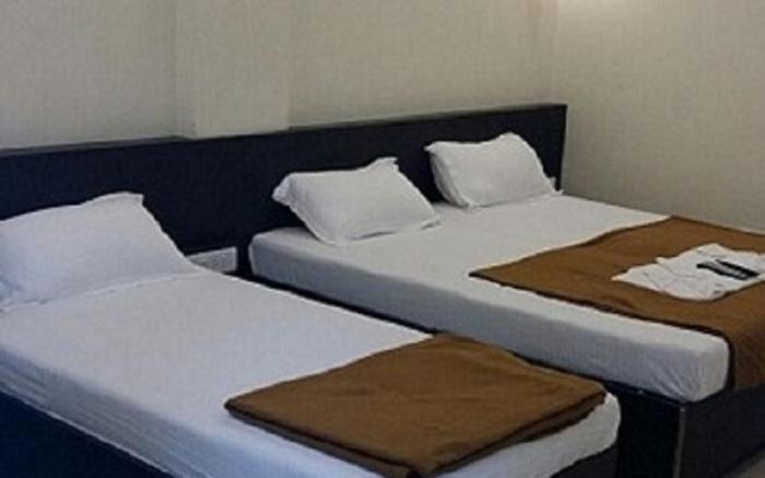 Aishwarya Service Apartment