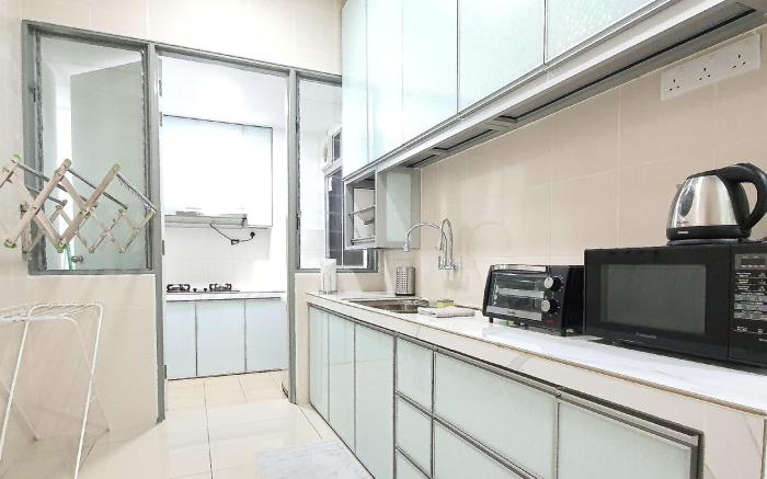 Dahlia Home @ Rafflesia Condominium