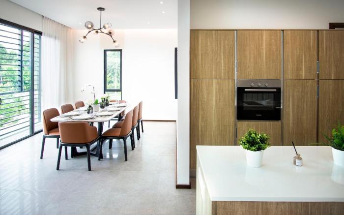 Eco-Living 3-Storey 3BR Bayou Residences
