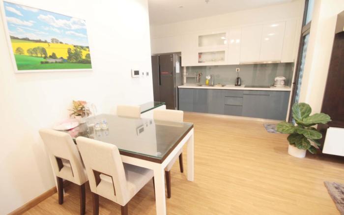*BOM HOMESTAY*-VINHOMES METROPOLIS- 2BR- LUXURYAPT