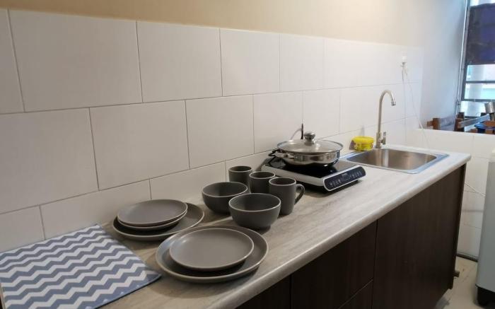 Cyber City Modern Home, 5mins to KKIA