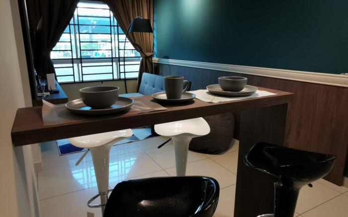 Cyber City Modern Home, 5mins to KKIA