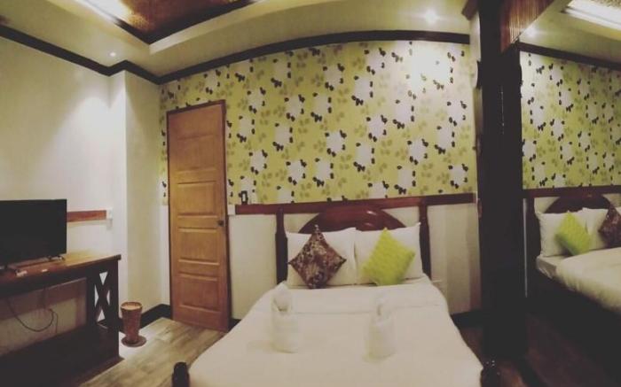 Double Deluxe Room (overlooking sea view)