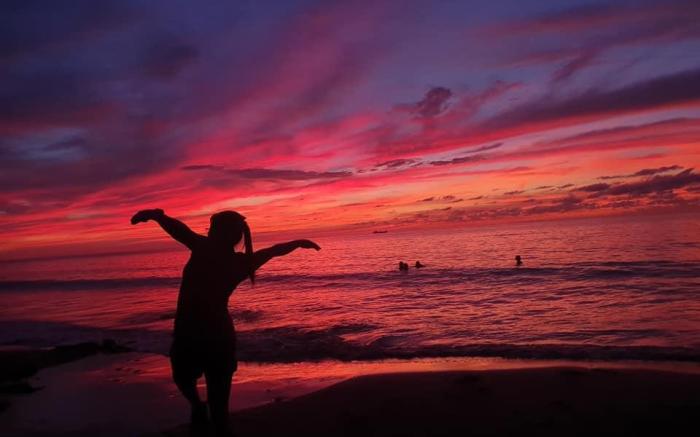 Bella's Beach Resort - Right on the Beach! (apt.8)