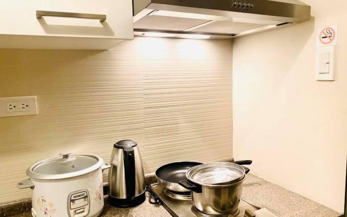 City View Entire Place Condo Unit