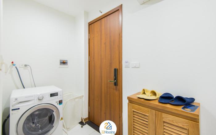 Long housing Japanese Style apartment on Linh Lang