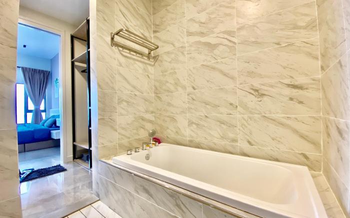 MWHolidayB2537 Grand SeaView Family Suites High-Class Sea View Suite