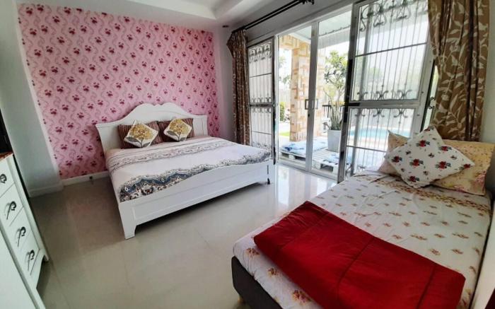 Emmaline Private Pool Villa Huahin (3 BR 1 Lounge)