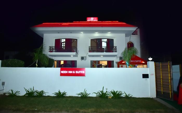 NOOK INN & SUITES - Place to Stay, Relax and Party