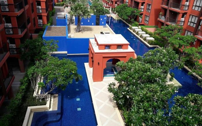 Bluroc One Bedroom Pool View