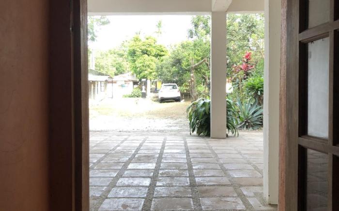 Milani's Bed & Breakfast (Mini resort)