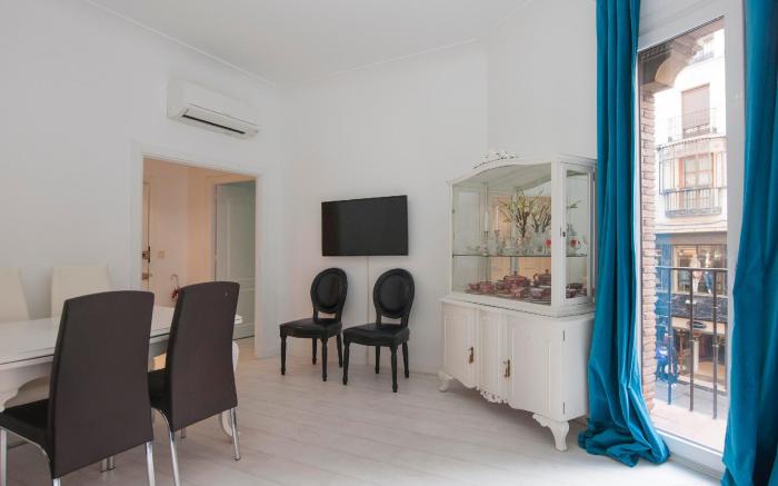 CASON DEL CORPUS  , Apartamento Deluxe  1, Go native Toledo, 10 PLAZAS