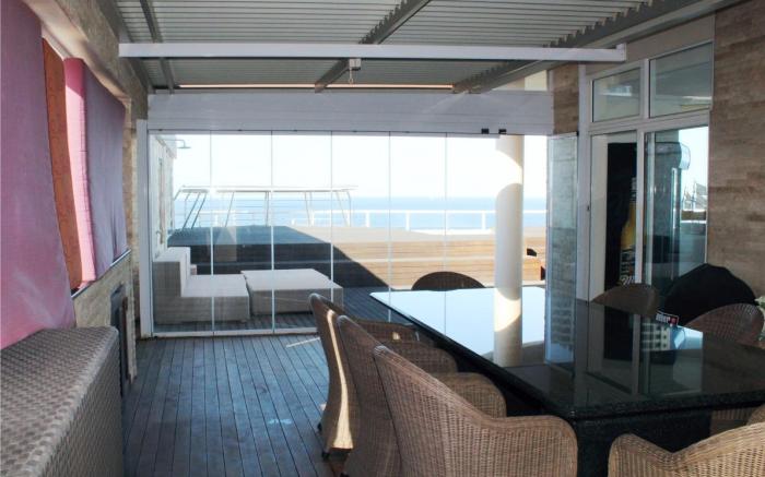 Beautiful Penthouse with spectacular seaviews