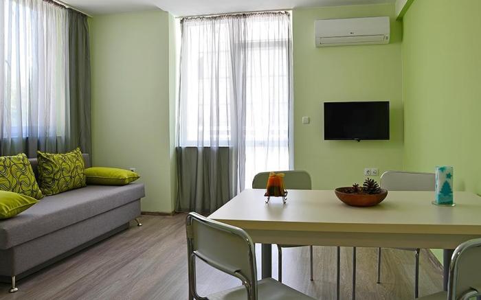 Fresh  morning apartment