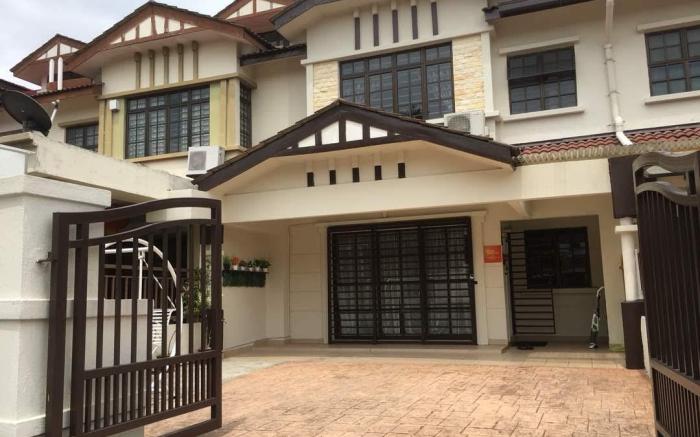 Relaxing & Comfy Puteri 6 Homestay