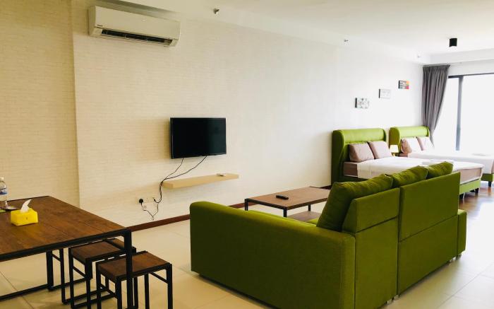 Luxury Seaview Studio for 4 with Balcony