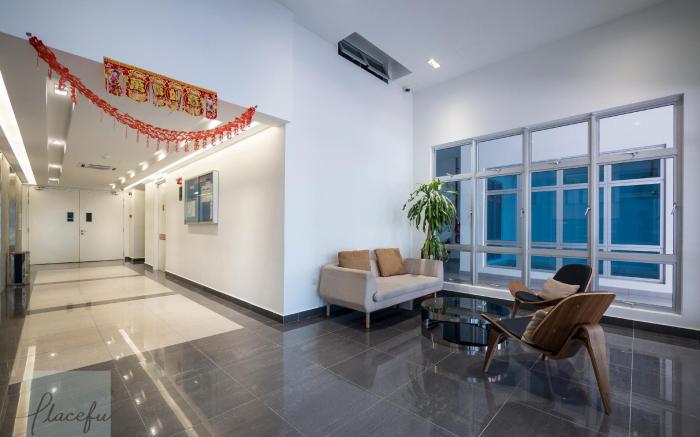 JB Town Center Near FoodCourt, Malls & Grocery