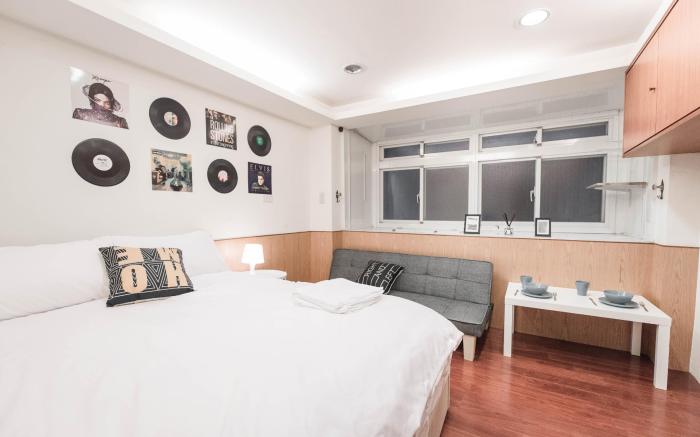 LoveTaipei G16 Taipei Main Station/Luxury/Taipei 101/Ximen MRT Station/Accommodates 1-3 people.
