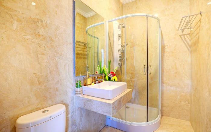 LUXURY VILLA ALESANDRA Seminyak 5min Bike To BEACH