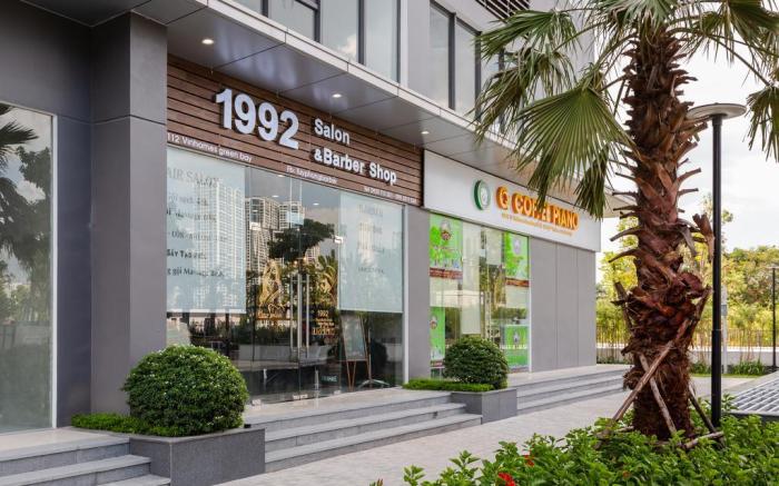 A-Homes Green Bay Luxury Apartment 1.2