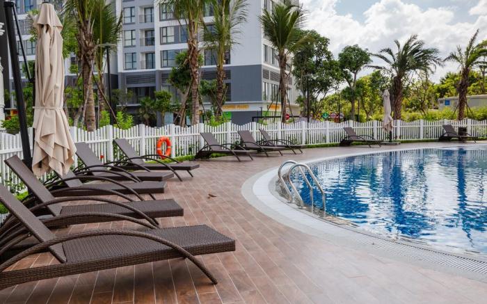 A-Homes Green Bay Luxury Apartment 1.3