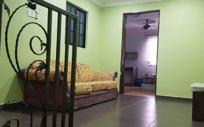 Kinrara HomeStay at the Heart of Puchong