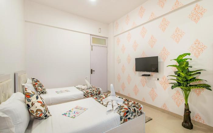 Airy 2 Bedrooms near Bandra Kurla Complex 