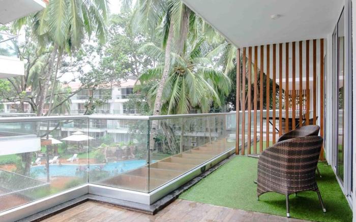 Aarju Luxurious Wave