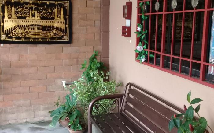D'aman Homestay Parit Raja Darat