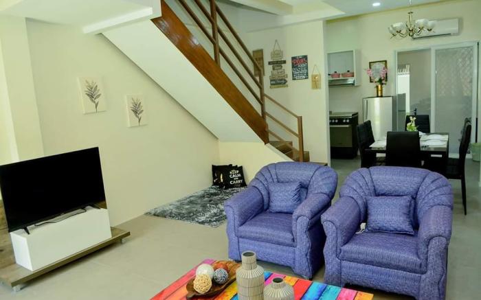 Mailz Haven Door C- Modern 3BR Apartment Near SM
