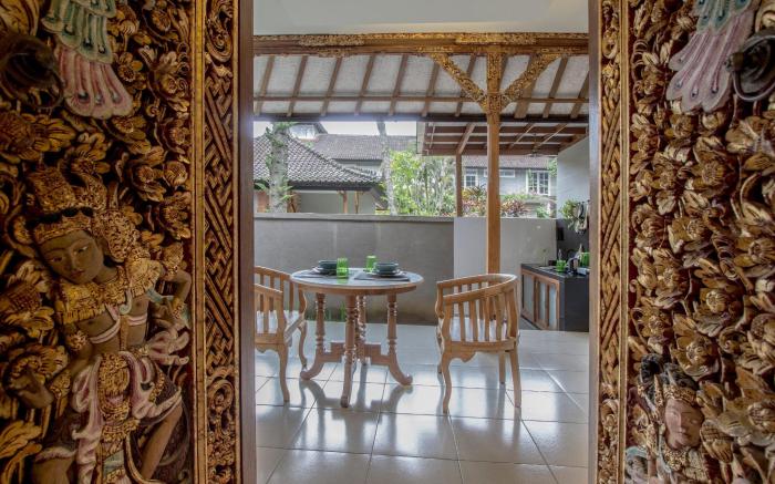 Villa 3# 1 BR Balinese Villa with public pool