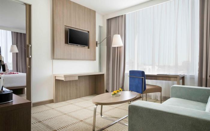 Novotel Makassar Grand Shayla Hotel