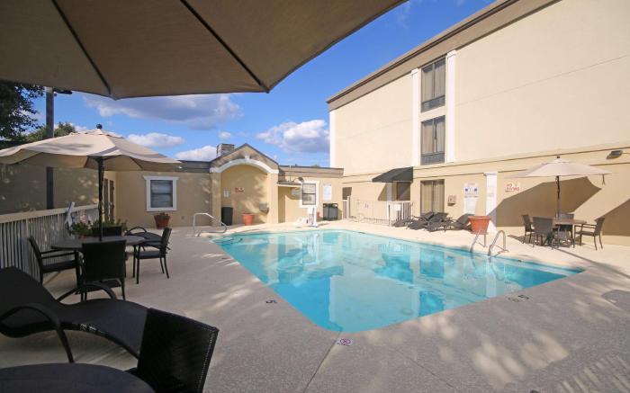 Wingate by Wyndham Greensboro/Coliseum