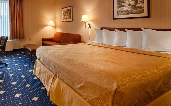 Baymont Inn & Suites by Wyndham Groton-Mystic