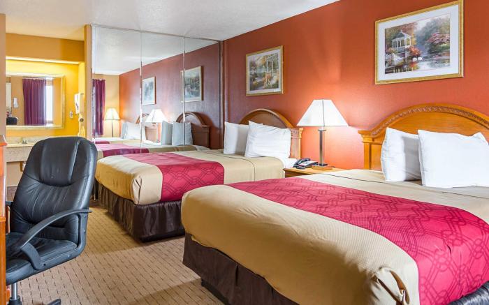 Econo Lodge Jacksonville near Little Rock Air Force Base