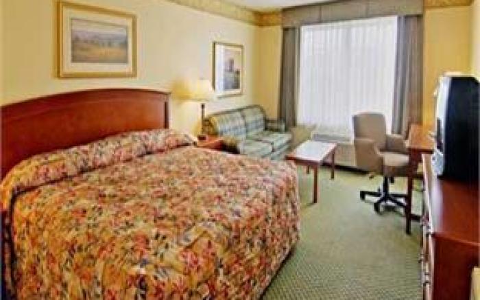 Country Inn & Suites by Radisson, Madison West, WI