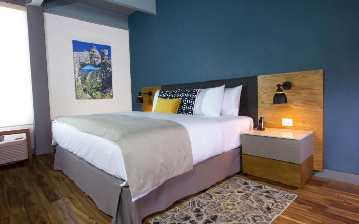 TRYP by Wyndham San Luis Potosi Hotel & Suites