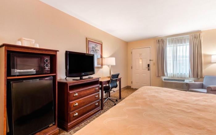 Quality Inn Pelham I-65 exit 246