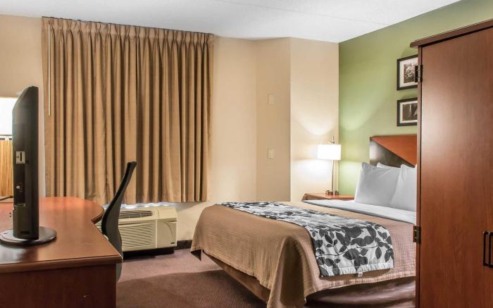 Sleep Inn & Suites of Lancaster County