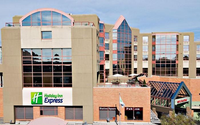 Holiday Inn Express Vancouver-Metrotown (Burnaby) By IHG